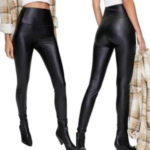 Aritzia Wilfred Free Daria High Waisted Vegan Leather Pant Legging
